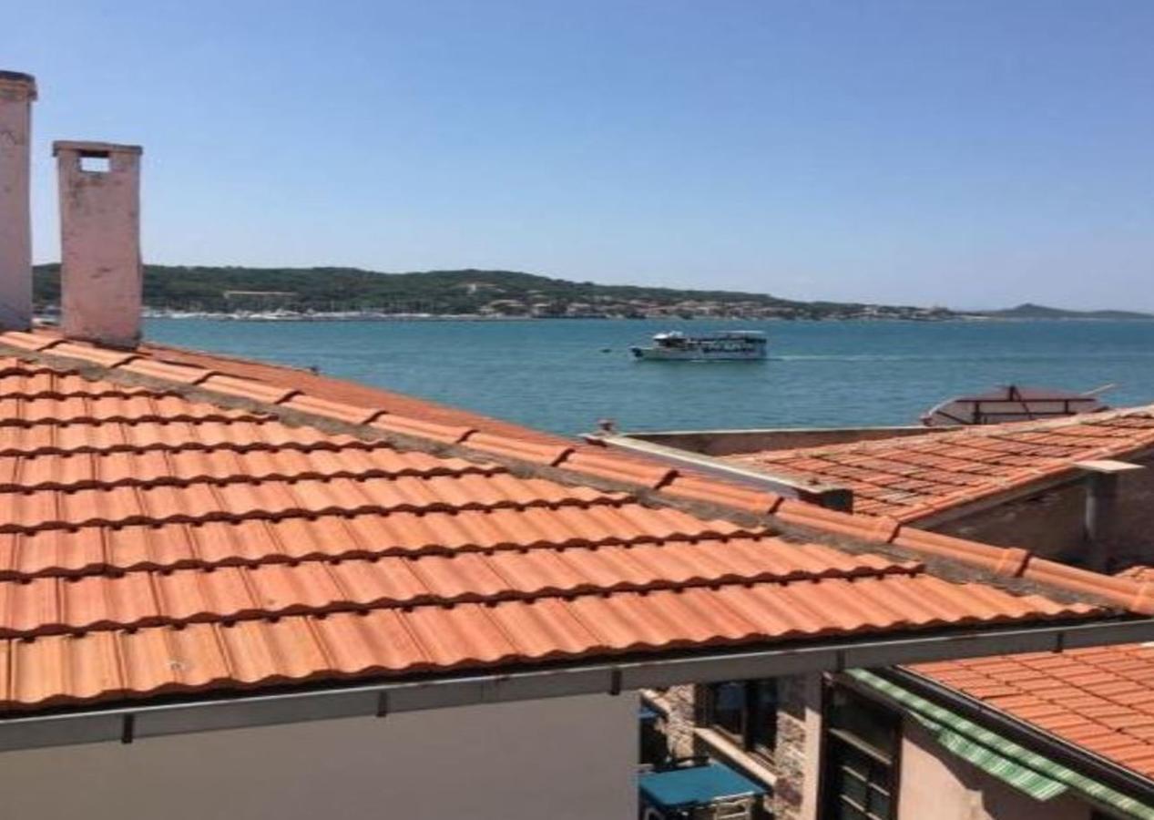 Aziz Arslan Hotel Ayvalik Bagian luar foto